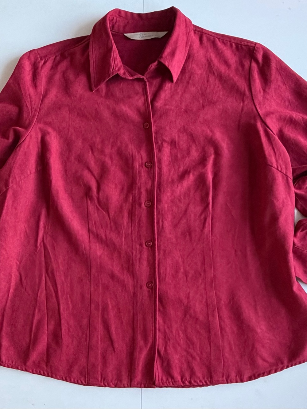 Women's Scoop/Crew Neck Button-Front Sweater in Deep Raspberry